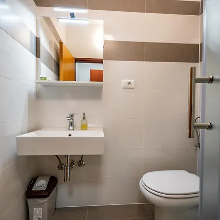 With Free Parking 3*