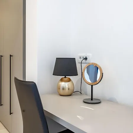 With Free Parking 3*