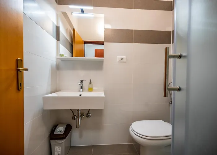 With Free Parking 3*