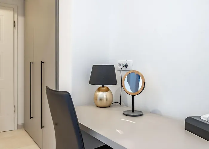 With Free Parking 3*