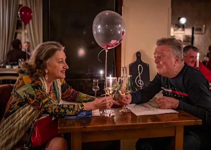 Bed & Breakfast With Free Parking 3*