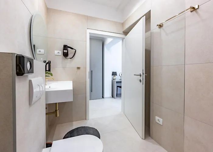 With Free Parking Bed & Breakfast 3*