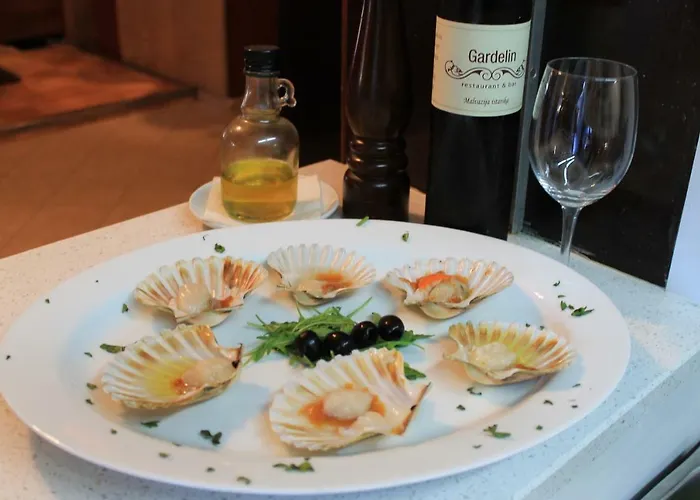 With Free Parking 3*