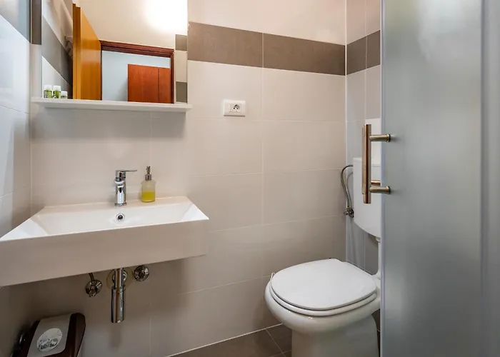 With Free Parking 3* Pula