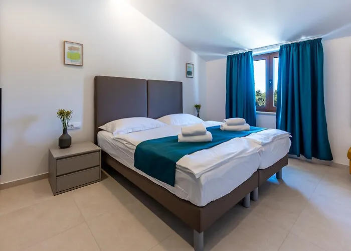 Bed & Breakfast With Free Parking Pula