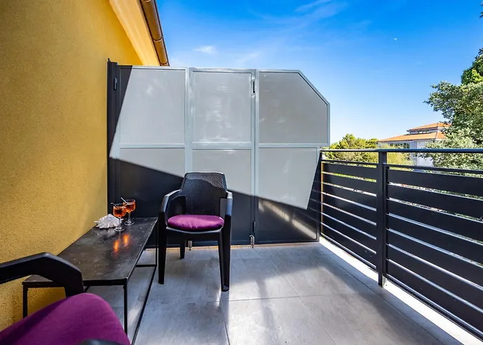 Bed & Breakfast With Free Parking Pula